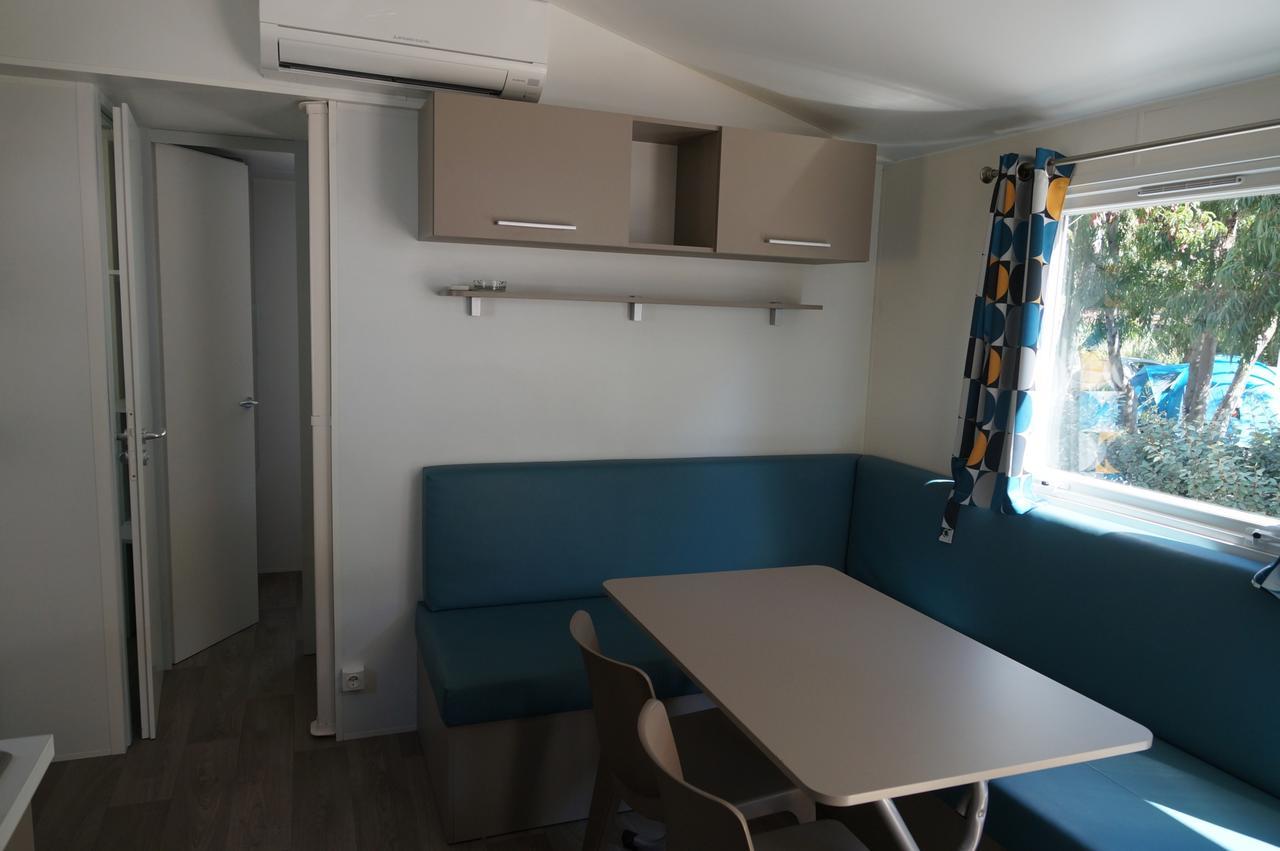 Camping Les Castors Hotel Калви Екстериор снимка