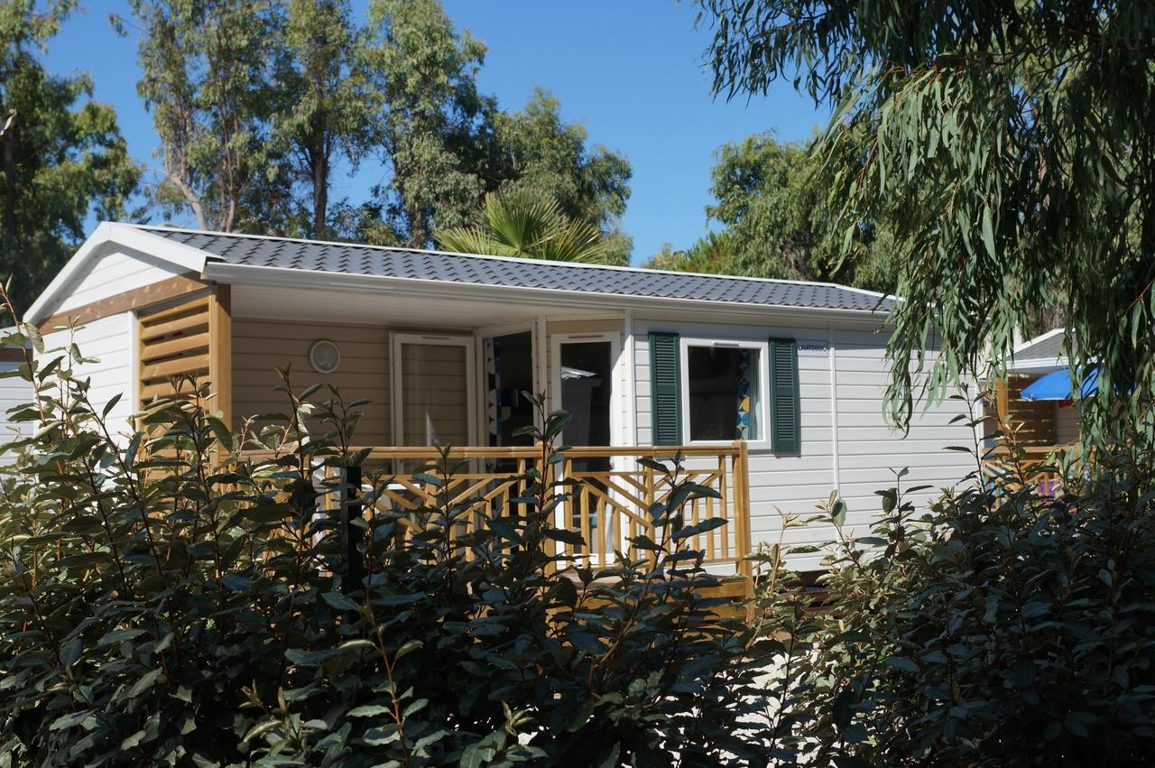 Camping Les Castors Калви Екстериор снимка